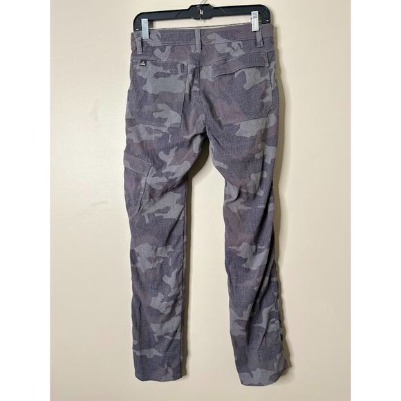 Prana Men's Gray Camouflage Cargo Pants - Picture 5 of 9